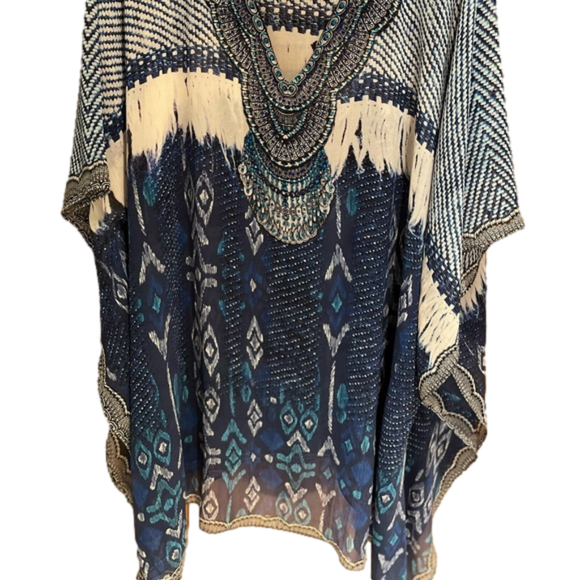 CHARLIE PAIGE OSFM DETAIL PONCHO - Picture 2 of 7